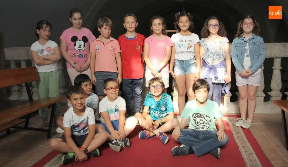 Foto 7 - Alumnos de catequesis de segundo a&ntilde;o visita el Museo de la Torre  