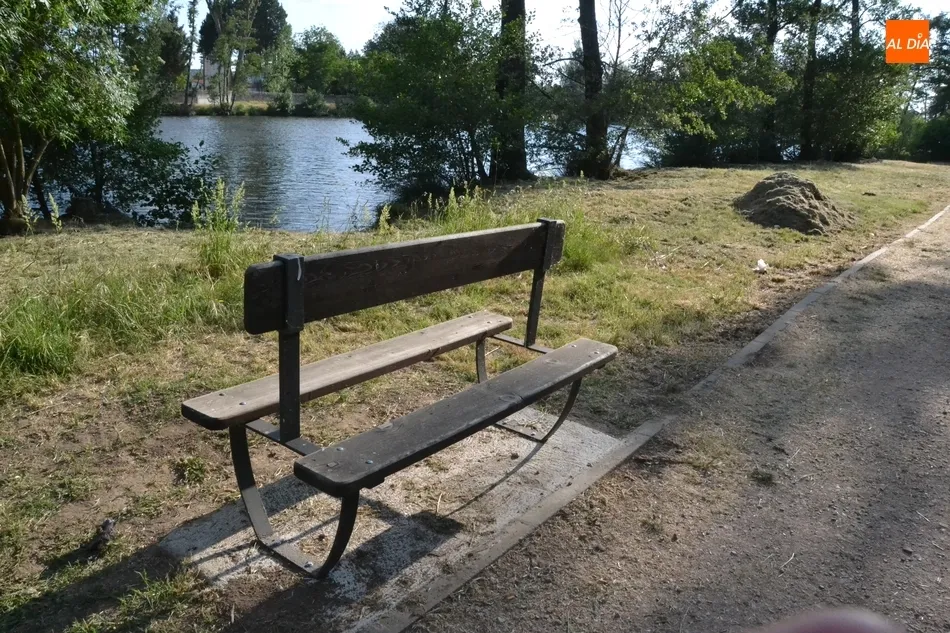 1Foto: A pie de río  