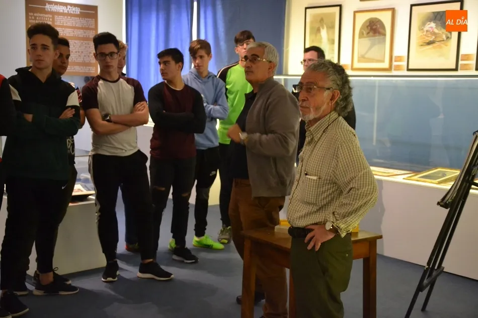 Foto 9 - Jer&oacute;nimo Prieto desvela sus trucos pict&oacute;ricos a los alumnos de Secundaria  