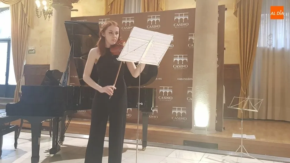 Foto 4 - El Cuarteto Quattro y la violinista Isabel Echarri protagonizan un magn&iacute;fico concierto en el Casino