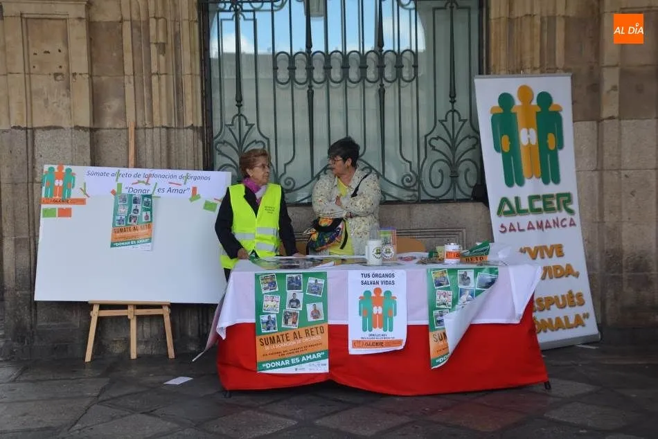 Foto 2 - Alcer explica a los salmantinos la importancia de la&nbsp;donaci&oacute;n y trasplantes de &oacute;rganos