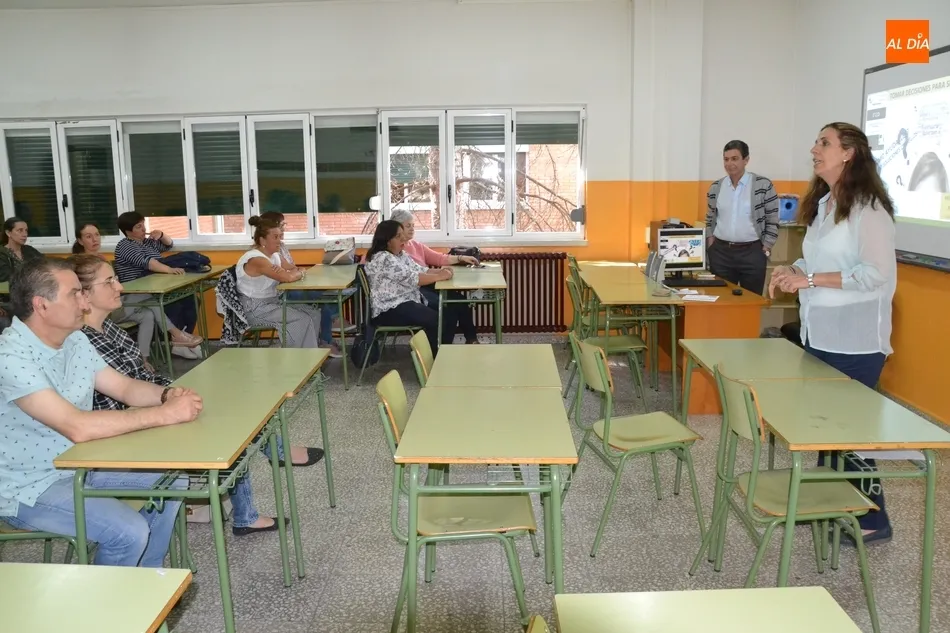 Foto 2 - La toma de decisiones por parte de los j&oacute;venes, tem&aacute;tica de la nueva charla del proyecto FID  
