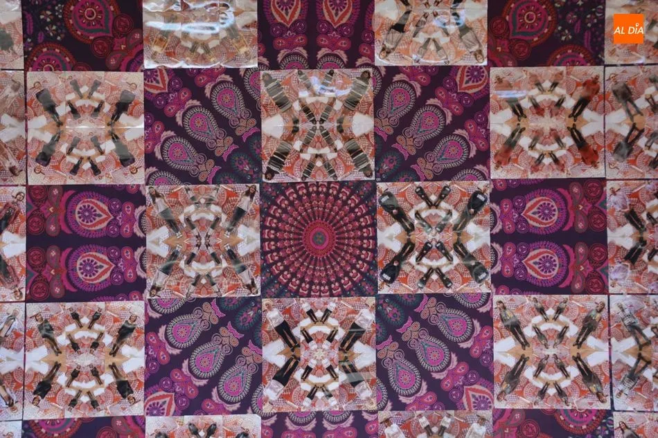 Foto 3 - Itaru Iwahashi&nbsp;transforma la Casa de las Conchas con sus mosaicos fotogr&aacute;ficos  