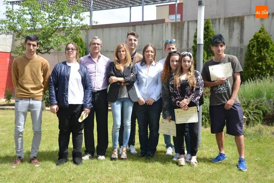 Foto 3 - La Escuela de Hosteler&iacute;a de Santa Marta entrega los diplomas a los alumnos de sus cursos de...