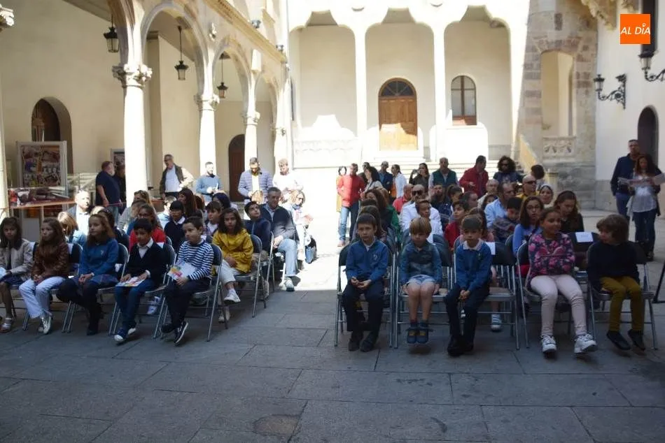 Foto 3 - M&aacute;s de 1.250 escolares de la provincia participan en el Concurso de Dibujo 'Venancio Blanco'