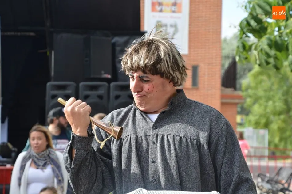 Foto 5 - Buen ambiente en la apertura de las II Jornadas de Apoyo al Peque&ntilde;o Comercio de Santa Marta  