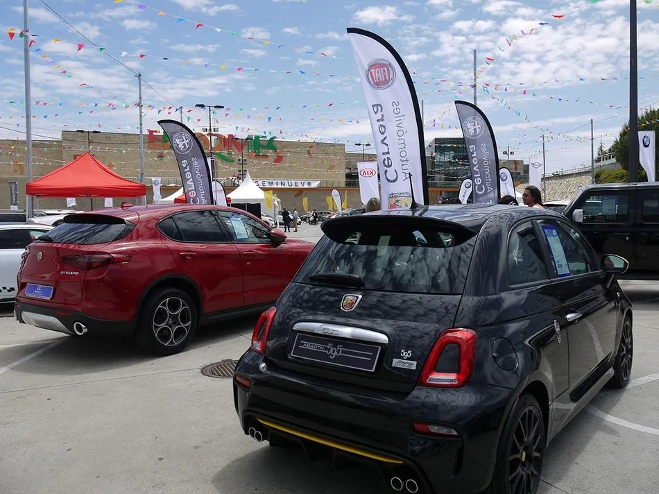 Foto 8 - La I Feria del Veh&iacute;culo Seminuevo llega al Centro Comercial El Tormes  
