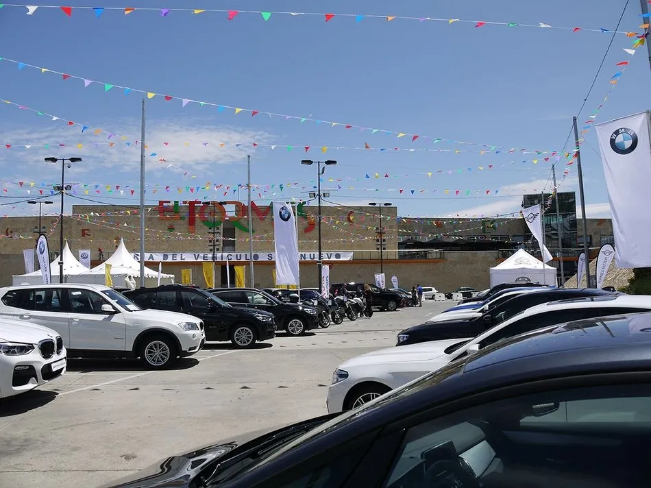 Foto 5 - La I Feria del Veh&iacute;culo Seminuevo llega al Centro Comercial El Tormes  