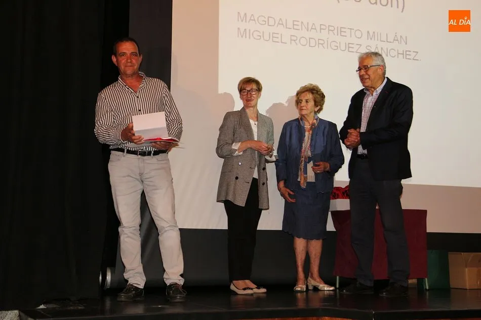 Foto 5 - La Hermandad de Donantes de Sangre entrega los reconocimientos anuales en Guijuelo