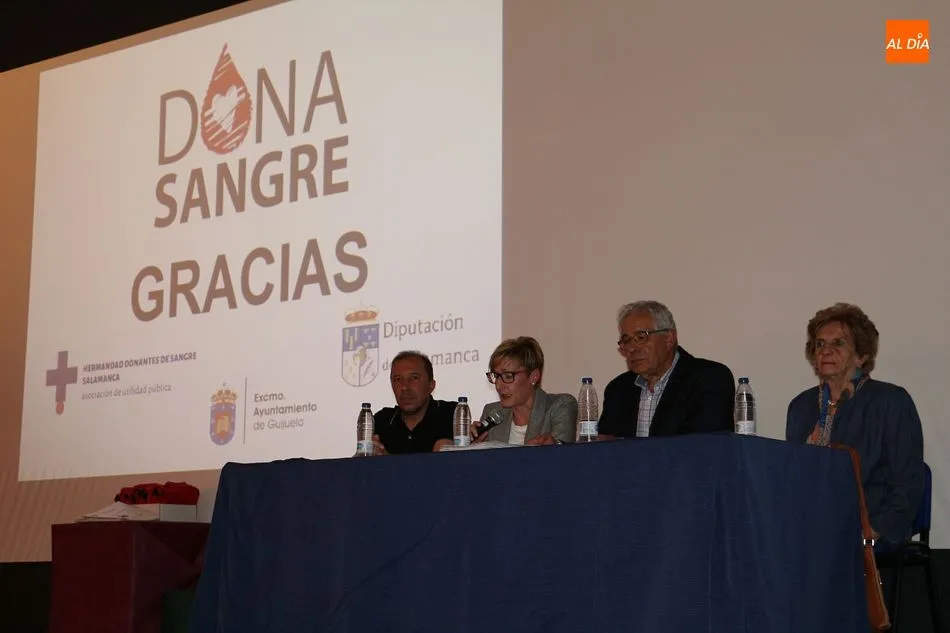 Foto 3 - La Hermandad de Donantes de Sangre entrega los reconocimientos anuales en Guijuelo