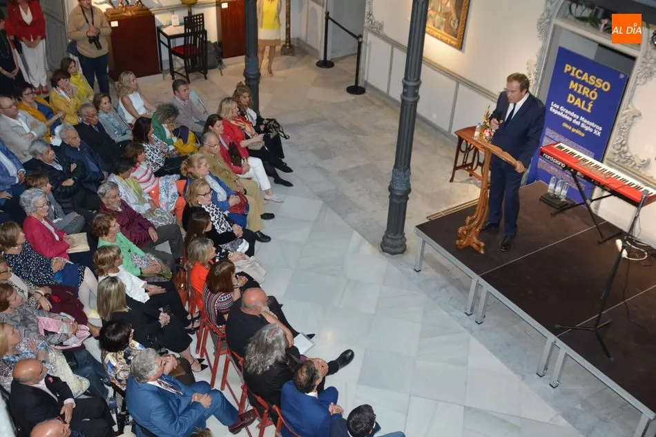 Foto 10 - Los amigos de la Casa Lis nombran socios de honor a Josetxu Mor&aacute;n y Fernando Salda&ntilde;a