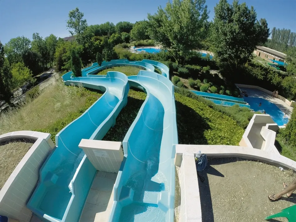 Foto 3 - Sum&eacute;rgete en el verano y disfruta de tu piscina