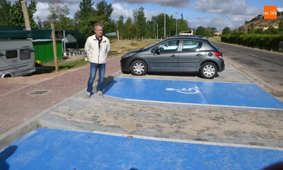 La Avenida de La Concha gana un total de 38 plazas de aparcamiento tras 45.000€ de inversión  