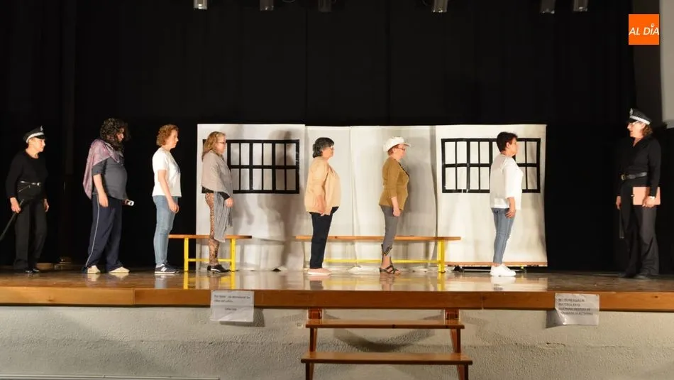 Un momento de la representación de Códice Teatro en el Miraltormes. Foto de Lydia González