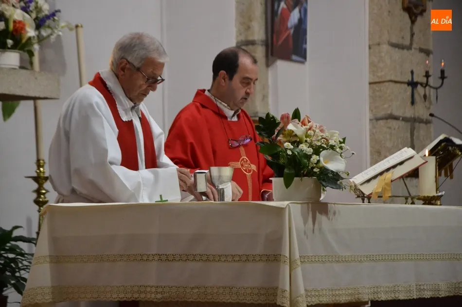 Foto 2 - Concluye con presencia de fieles de varias parroquias el triduo de preparaci&oacute;n para Pentecost&eacute;s  