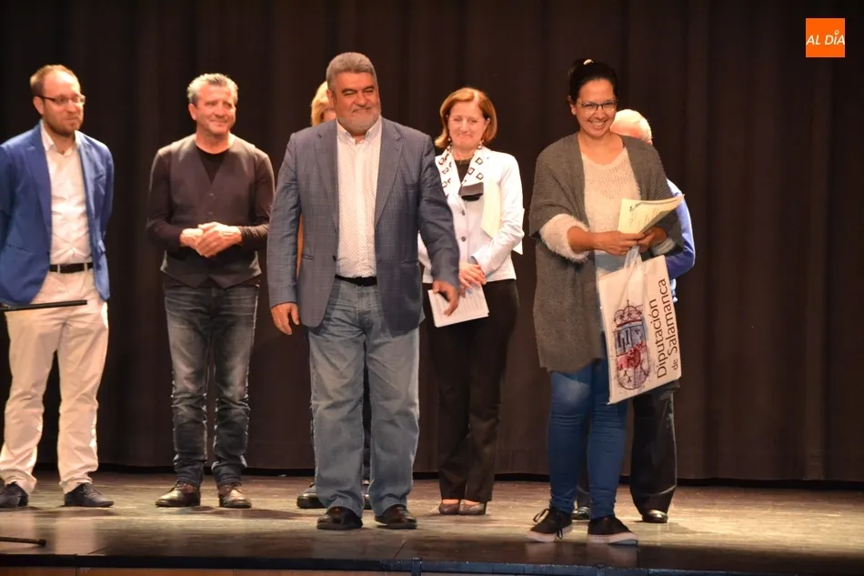 Foto 10 - &lsquo;La puebla de las mujeres&rsquo; se hace con la victoria sobre las tablas del Teatro Nuevo  