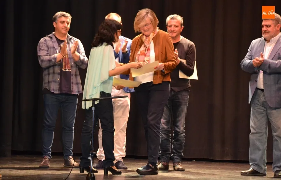 Foto 6 - &lsquo;La puebla de las mujeres&rsquo; se hace con la victoria sobre las tablas del Teatro Nuevo  