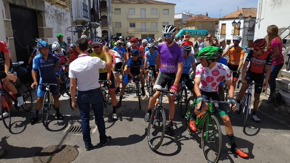 Foto 4 - La Vuelta a Salamanca ya marcha hacia la Sierra de Francia