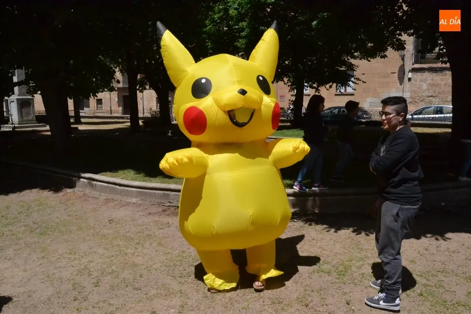 Foto 6 - La AFE 75 Aniversario imparte talleres para ni&ntilde;os de nuevo con Pikachu como invitado  