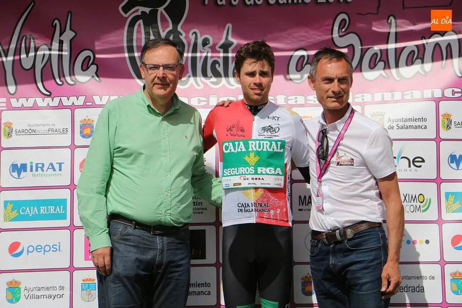 Foto 2 - Jefferson Cepeda triunfa en la etapa de Guijuelo