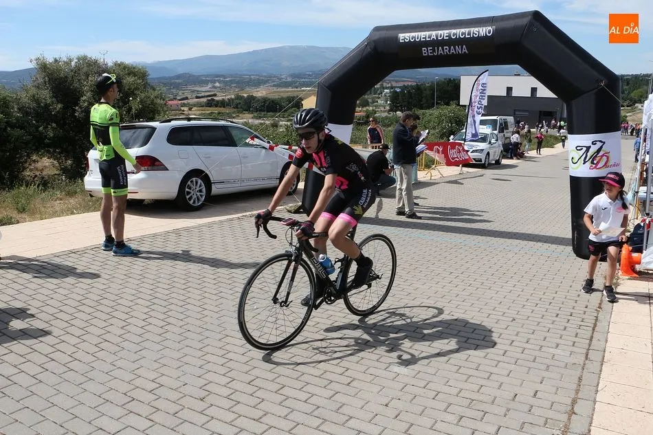 Foto 3 - Emocionante jornada de ciclismo base en Guijuelo con la Copa de Escuelas
