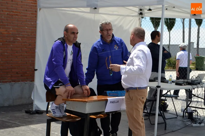 Foto 3 - El VIII Torneo F&uacute;tbol 7 &lsquo;Ciudad de Pe&ntilde;aranda&rsquo; llena de deporte y ambiente el Luis Garc&iacute;a con ...