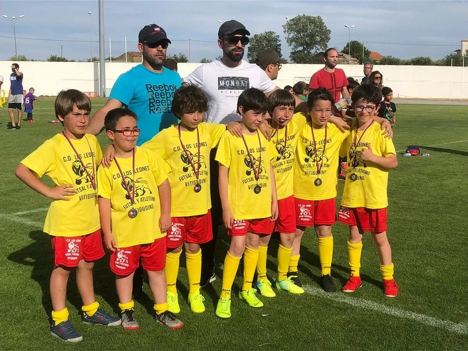 Foto 7 - El Benjam&iacute;n A del CD Los Leones se proclama campe&oacute;n del torneo AVIVA de Intersala  