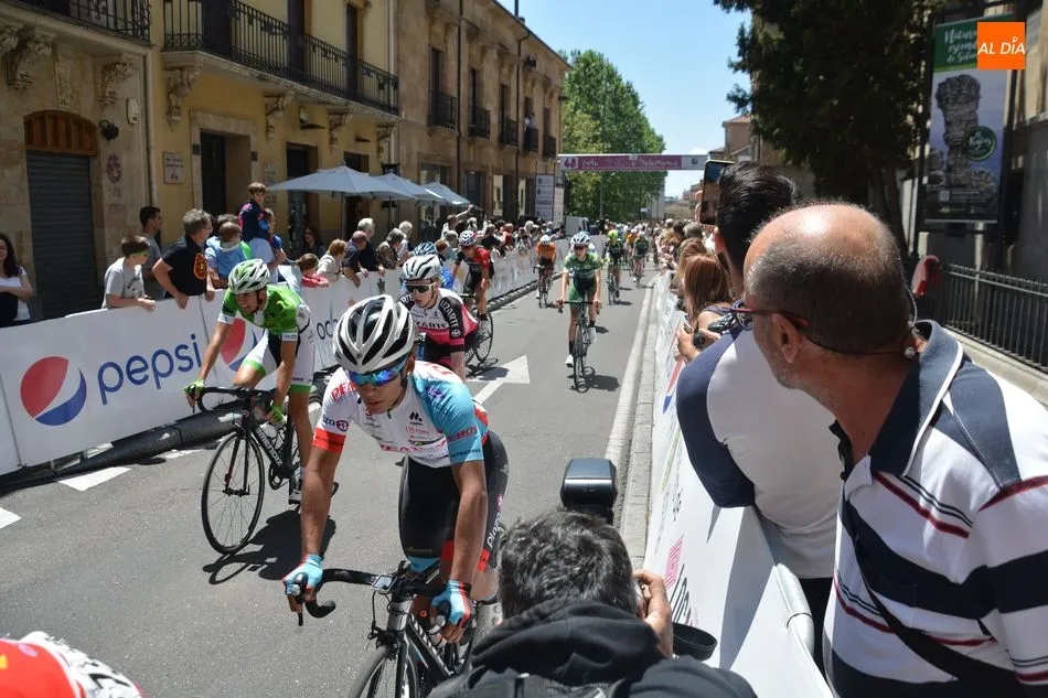 Foto 3 - Iv&aacute;n Mart&iacute;nez vence en la general de la Vuelta a Salamanca
