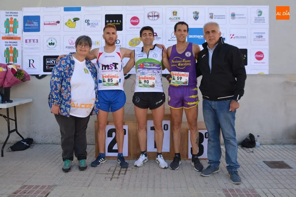 Foto 4 - Multitudinaria participaci&oacute;n en la carrera de Alcer por la donaci&oacute;n de &oacute;rganos