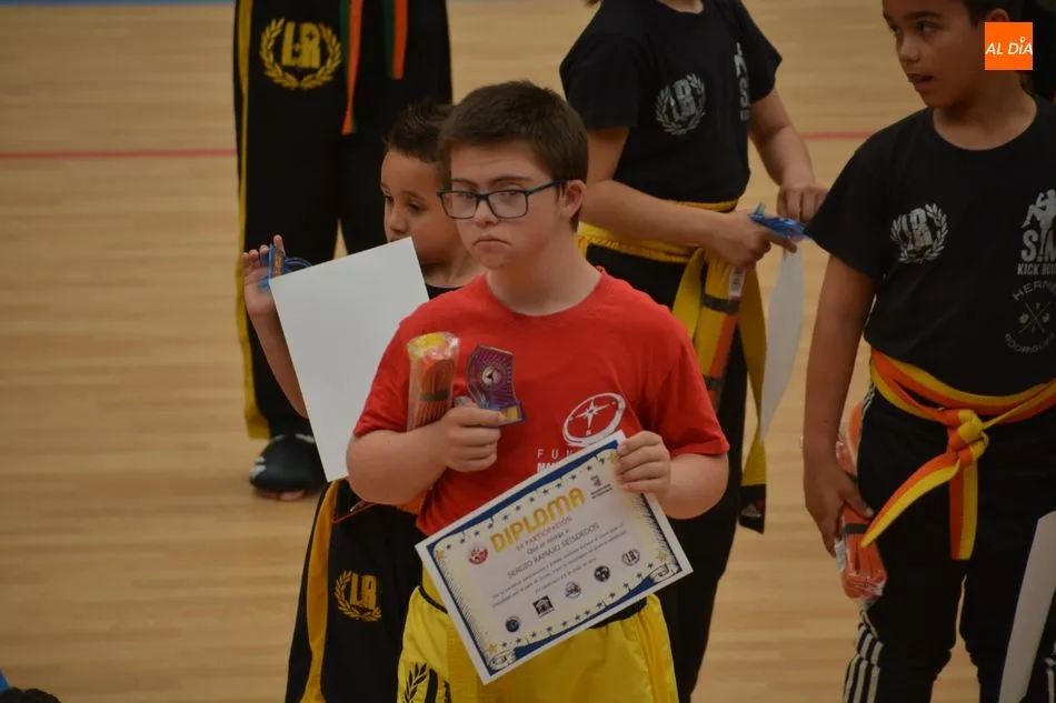 Foto 10 - El kickboxing salmantino hace una demostraci&oacute;n de fuerza en la Alamedilla