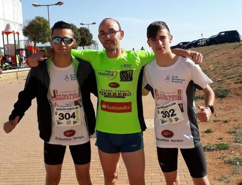 Foto 2 - Club Abadengo Running, mejor Equipo Cadete de Duatl&oacute;n en Juegos Escolares