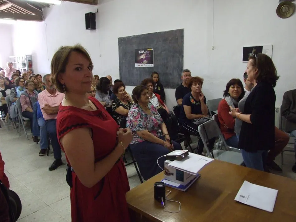 Foto 6 - El Bajo Tormes se une contra la violencia de g&eacute;nero  