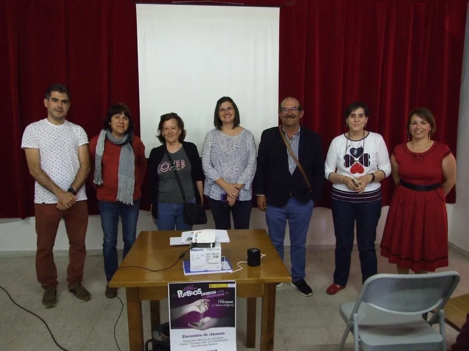Foto 5 - El Bajo Tormes se une contra la violencia de g&eacute;nero  