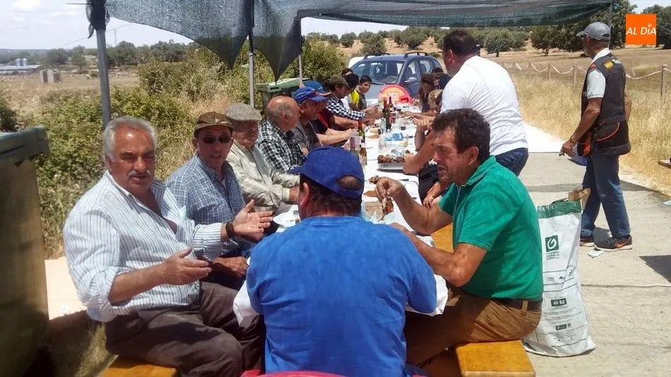 Foto 4 - Animada jornada de Tiro al Plato en la Dehesa del Monte de Ba&ntilde;ob&aacute;rez