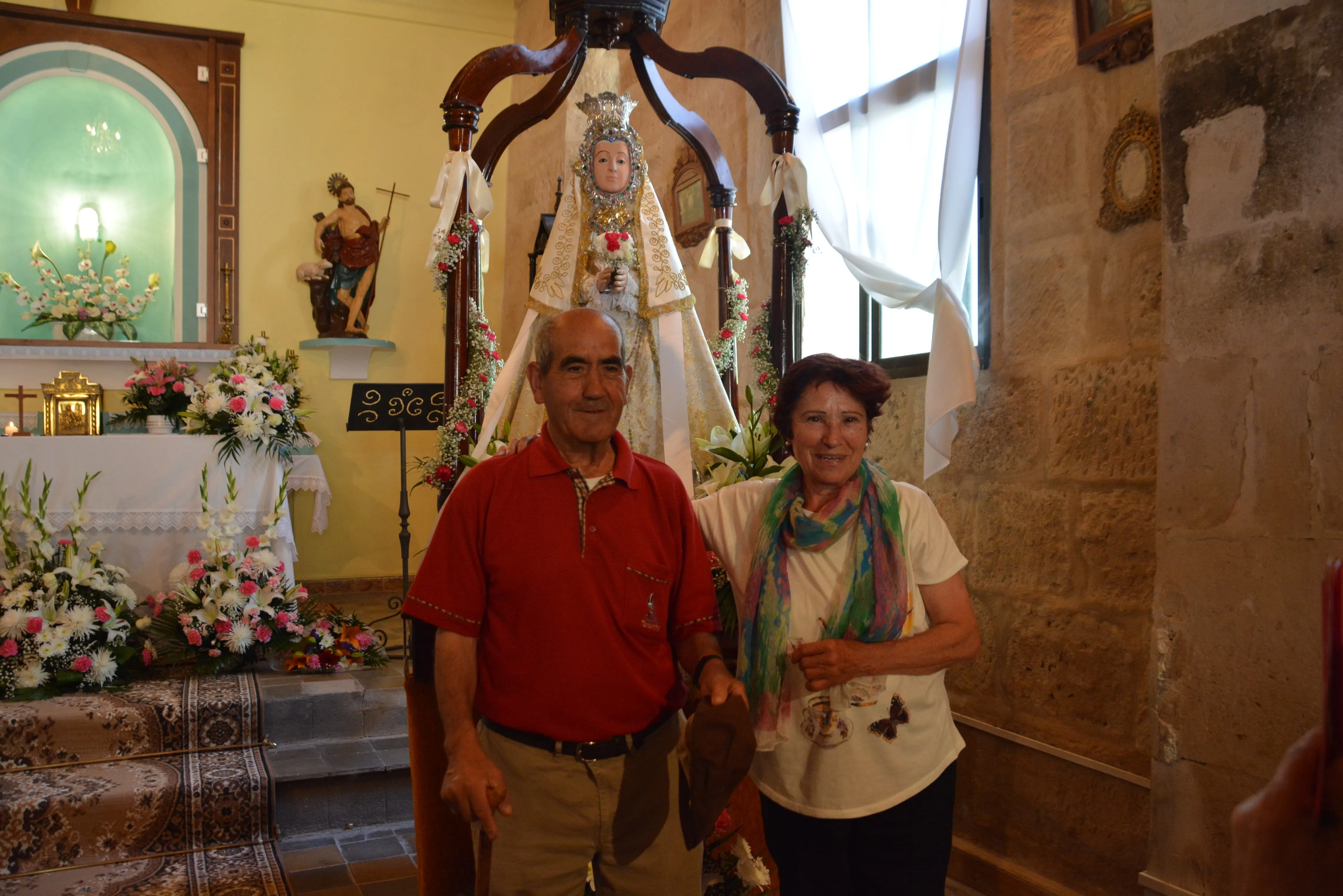 Foto 10 - Cientos de salmantinos acompa&ntilde;an a la Virgen de los Remedios en su tradicional romer&iacute;a