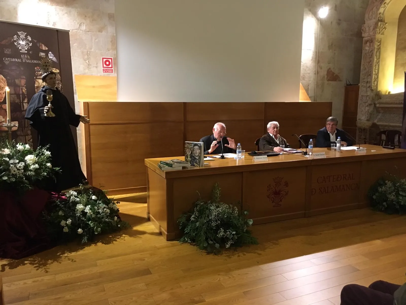Foto 3 - El agustino Antonio Iturbe presenta&nbsp;su libro sobre iconograf&iacute;a del ilustre San Juan de Sahag&uacute;n