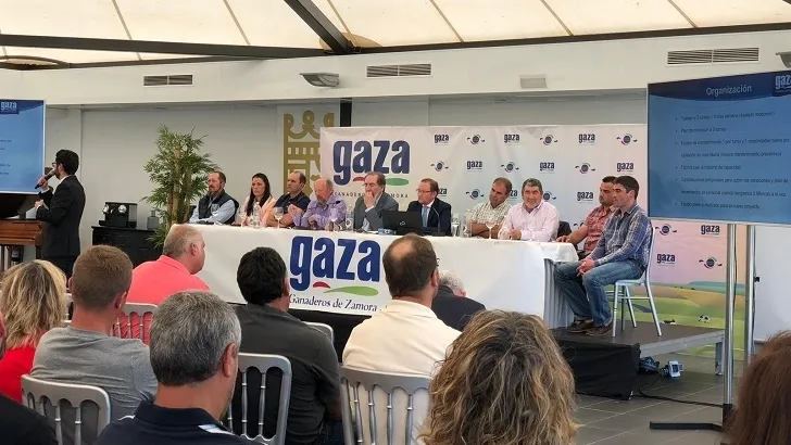 Un acto de Gaza / Agronews