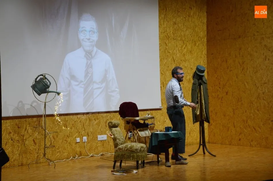 Una parte de la pieza teatral / Lydia González