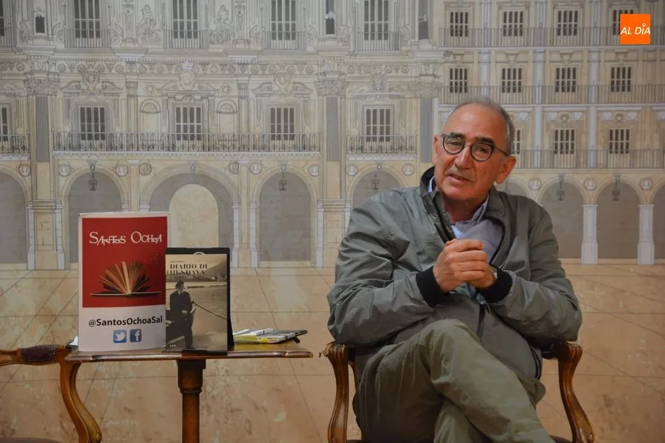Foto 3 - Pedro Charro presenta su libro &lsquo;Diario de Hendaya. Tras los pasos de Unamuno&rsquo;
