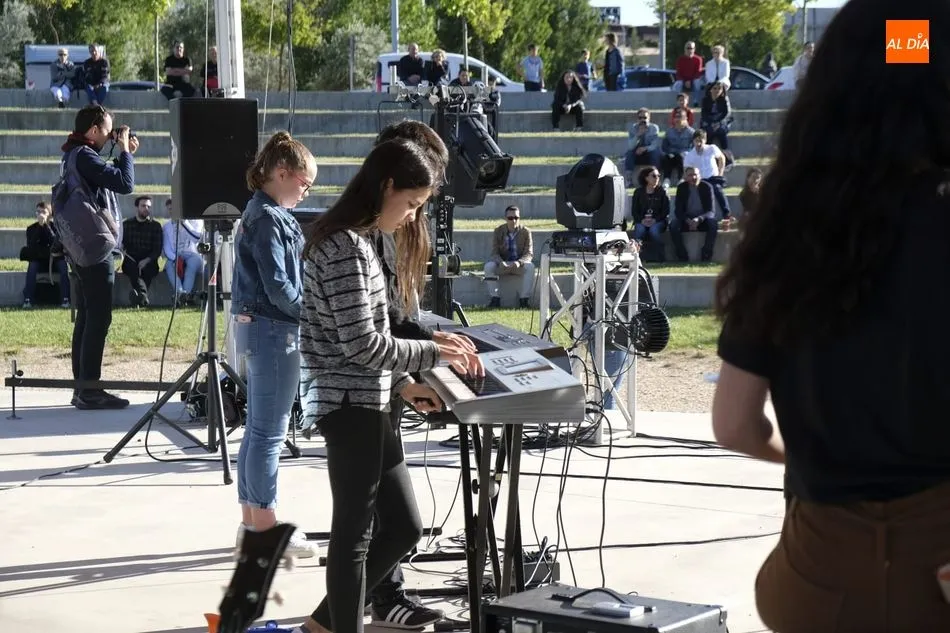Foto 6 - La Escuela Municipal de M&uacute;sica y Danza ofrece un variado Concierto de las Hogueras