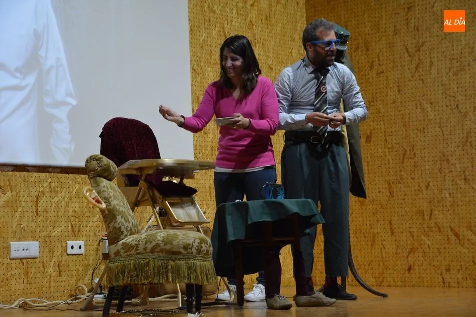 Foto 6 - La obra &lsquo;El abuelo&rsquo; pone el toque teatral a la Semana de los Mayores
