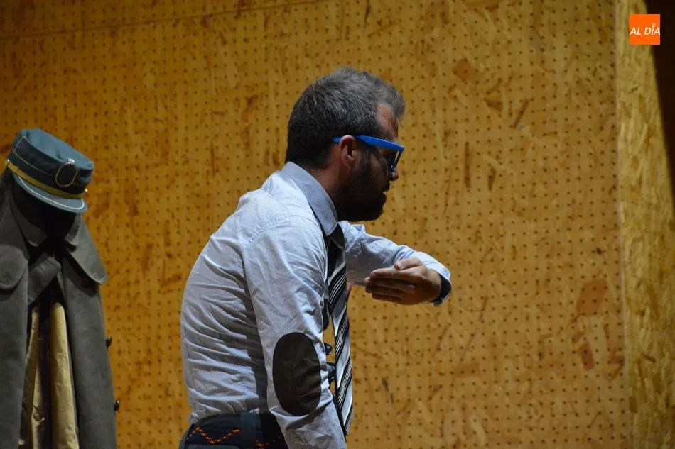 Foto 4 - La obra &lsquo;El abuelo&rsquo; pone el toque teatral a la Semana de los Mayores