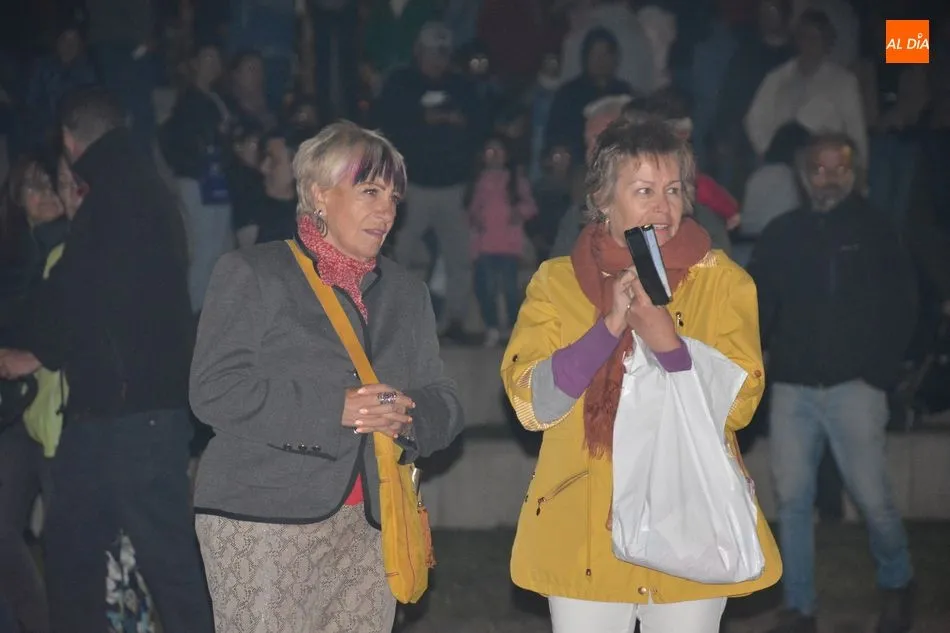 Foto 5 - Los &eacute;xitos de la m&uacute;sica disco de los 70 y 80 ponen el broche a la jornada festiva
