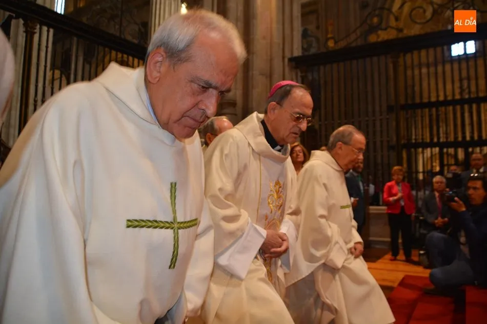 Foto 10 - Salamanca celebra al patr&oacute;n con misa en la Catedral Nueva y recepci&oacute;n en la Casa Lis