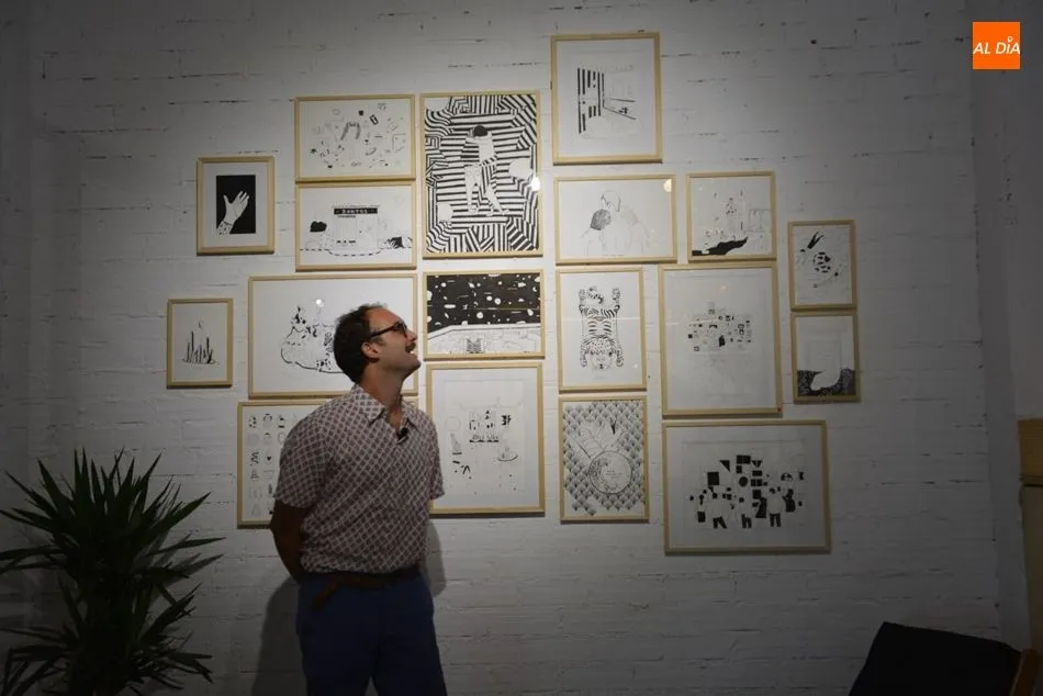 El artista sevillano Pablo Little, en Espacio Nuca. Foto: Lydia González