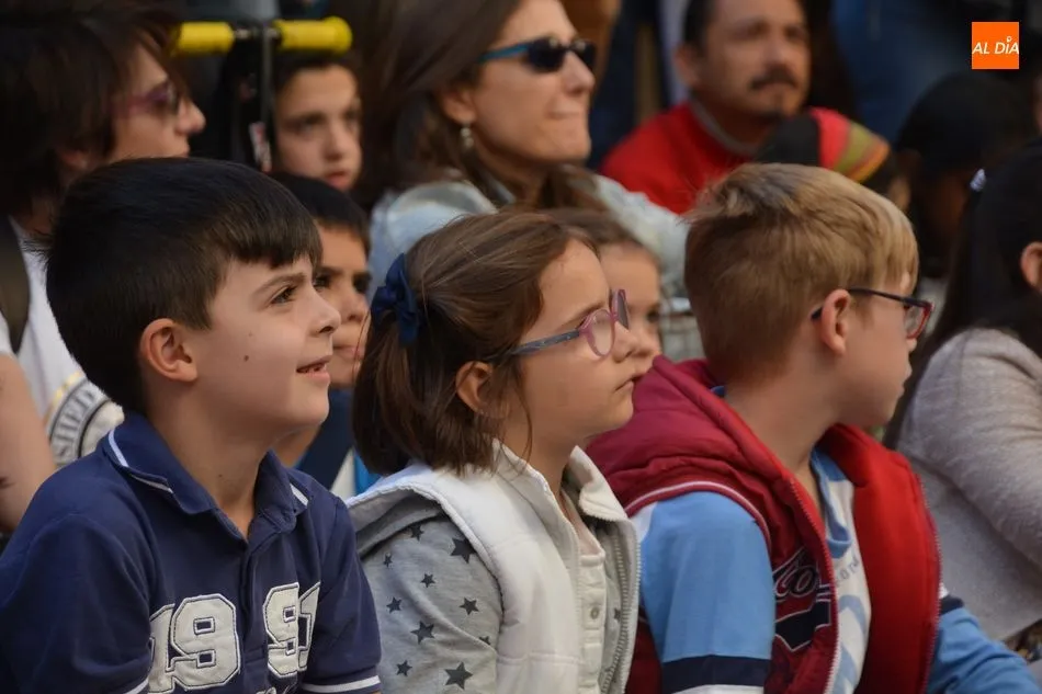 Foto 10 - El p&uacute;blico disfruta de una nueva representaci&oacute;n de &lsquo;Salamanca en mis alforjas&rsquo;