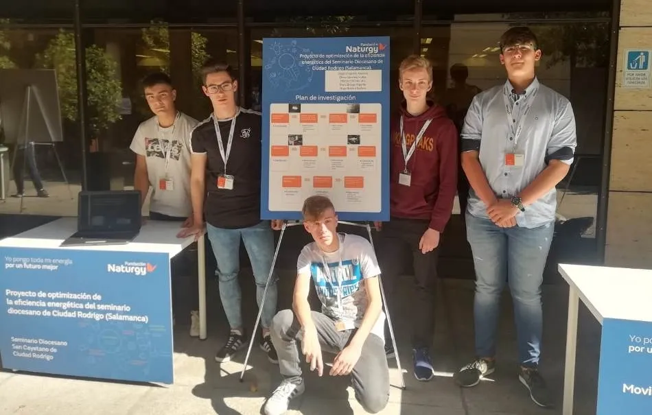 Foto 5 - Alumnos del Seminario presentan en Madrid su proyecto de eficiencia energ&eacute;tica  