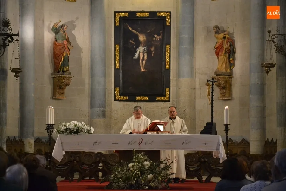 Foto 3 - Multitudinaria asistencia a la &uacute;ltima jornada de la novena en honor a San Antonio  