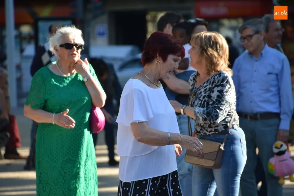 Foto 9 - Los mayores disfrutan de un animado baile en el Parque de la Alamedilla
