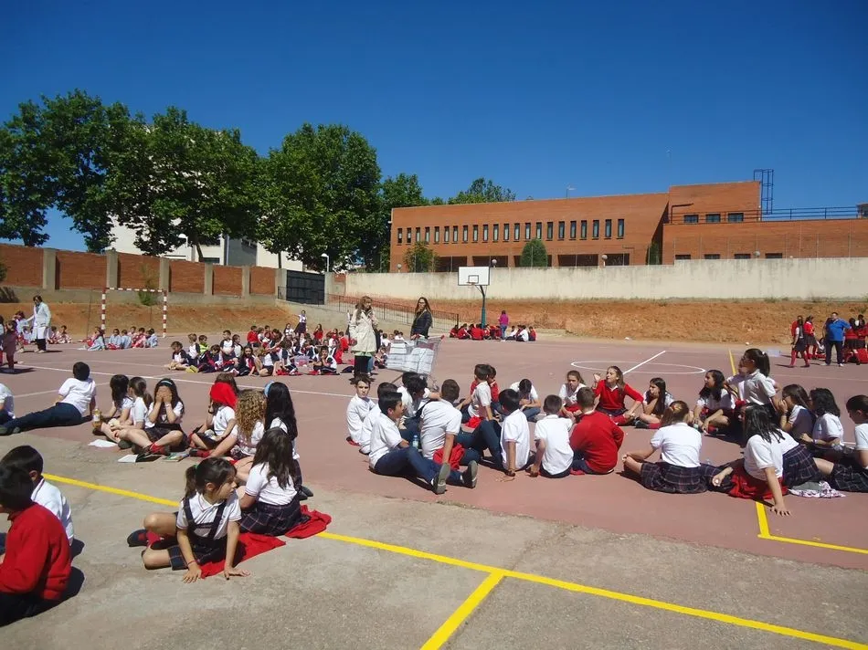 Foto 8 - Recreo solidario en el Colegio Padres Trinitarios  